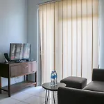 Cozy 2Br At Mekarwangi Square Cibaduyut Apartment By Travelio